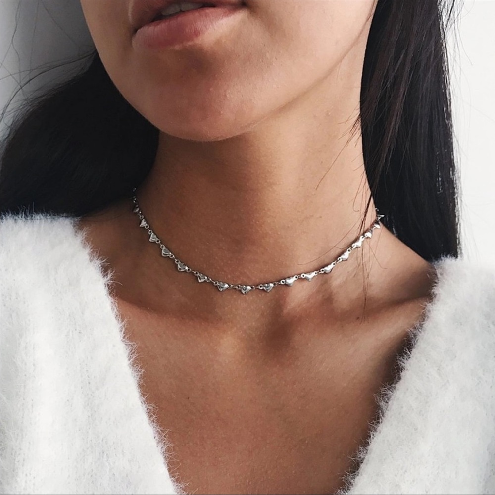 DARLA ✨ Silver Chain Heart Choker Necklace - Picture 1 of 2